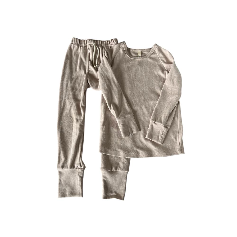 Childhoods neutral set